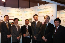 From left: Mr. Lam Shi-kai, Director, University Safety and Environment Office; Mr. Godwin Lai Kwok-wing, Senior Manager, Building Services &amp; Administration, Estates Management Office; Mr. Benny Tam Pit-shing, Director, Estates Management Office; Prof. Fung Tung, Associate Pro-Vice-Chancellor; Prof. Chu Lee-man, Chairman, Committee on Campus Environment, CUHK; and Prof Lam Kin-che, Chairman, Advisory Council on the Environment, HKSAR government posing in front of the CUHK panels