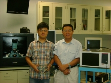 Prof. Xu Jianbin (right) and his PhD student, Dr Wang Xuefeng