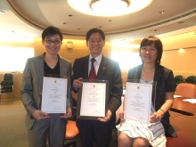 (From left): Prof. Amy Ha Sau-ching, Prof. Andrew Chan Chi-fai, and Prof. Joyce Ma Lai-chong