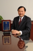 CUHK Provost Professor Benjamin W. Wah receives Distinguished Alumni Award in Computer Science from UC Berkeley