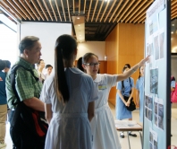 同学们展示及讲解学习成果