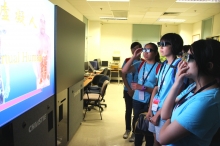 The young girls visited the Virtual Reality Visualization and Imaging Research Centre of CUHK.