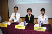 (From Left) Professor Ronald Ching Wan MA, Professor, Division of Endocrinology and Diabetes, Department of Medicine and Therapeutics; Professor Juliana Chung Ngor CHAN; Dr Wing Yee SO, Clinical Associate Professor (Honorary), Department of Medicine and Therapeutics at CUHK