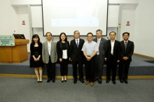 (From left) Mrs Cecilia LAM, Programme Director, Office of CUHK Jockey Club Initiative Gaia; Professor LEUNG Yee, Director, Institute of Environment, Energy and Sustainability, CUHK；Professor Emily Ying-yang CHAN，Director of the Collaborating Centre for Oxford University and CUHK for Disaster and Medical Humanitarian Response (CCOUC), CUHK, and WWF Climate Witness；Mr SHUN Chi-ming, Director of Hong Kong Observatory, The HKSAR Government, Dr Eddy Wai-choi LEE, Science Writer and Member of the Science Museum Advisory Panel; Professor FUNG Tung, Associate Pro-Vice-Chancellor of CUHK; Professor Jimmy YU, Associate Director, Institute of Environment, Energy and Sustainability, CUHK; and Professor Derrick Yuk-fo LAI, Assistant Professor, Department of Geography and Resource Management, CUHK.