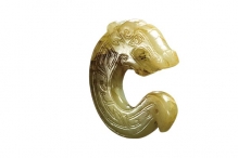 Shang dynasty jade dragon from Fu Hao tomb, Henan, China.