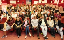 (From 2nd left to 2nd right, front row) Ms. Shiree TENG, Independent Consultant; Ms. WONG Mei Yee, Programme Director, The Robert H. N. Ho Family Foundation; Mr. Jack BECKER, Founder and Director, Forecast Public Art; Mr. HO Hing Kay Oscar, Programme Director, MA and BA in Cultural Management, CUHK; and Ms. Michelle CHOW, Legal Consultant; have a group photo with participants.