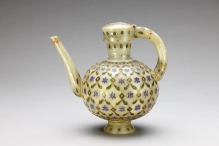 One-Handled Jug Inlaid with Gold and Precious Stones
India, 18th century
Height 25cm, diameter of mouth 6.7cm, diameter of base 7.2cm