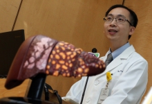 Dr. Vincent Wai Sun WONG says NAFLD is very common in diabetic patients and a significant proportion of them have severe liver disease. He hopes the research finding can arouse public awareness.