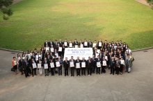 Group photo of all guests at the ceremony