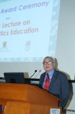 Prof.  Kar-Ping Shum delivers a speech.