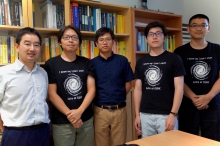 (From left) Prof. Xiaodan FAN, Associate Professor, Department of Statistics, Prof. Hua-bai LI, Assistant Professor, Department of Physics, and three Ph.D. students in the research team Hangjin JIANG, Qilao GU and Yapeng ZHANG.