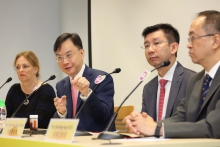 Prof. Dennis LO (2nd left) remarks that even small NPC tumors can release sufficient amounts of DNA into the blood to allow sensitive detection of very early cancers.