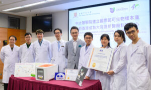 CU Medicine has successfully established an internationally accredited biobank CU-Med Biobank. Together with one in South Korea, it is one of only two biobanks that fulfil the required international standards in the Asia-Pacific region under the Asia Pacific Accreditation Cooperation (APAC). The biobank is a driving force for the development of biomedicine in the Guangdong-Hong Kong-Macao Greater Bay Area, and lead Hong Kong to become an important biomedical research hub in the region.<br />
<br />
The photo shows members of the CU-Med Biobank, including (from the 3rd from left) Professor To Ka-fai and Professor Ronald Ma, Co-Heads of the Executive Committee of CU-Med Biobank; Professor Francis Chan, Dean of Medicine and Head of the Steering Committee of CU-Med Biobank; and Dr. Terry Or, Scientific Officer of CU-Med Biobank.