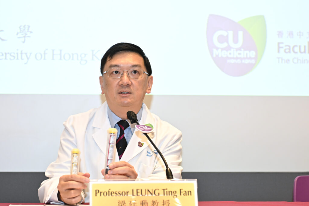 Professor Leung Ting-fan advises that individuals with selective fish tolerance consume fish they can tolerate in incremental amounts after thorough allergy evaluation and under careful supervision in clinics. This is because fish-allergic reactions like anaphylactic shock can be life-threatening, which patients need immediate injection of medication like the adrenaline shown on his hand.