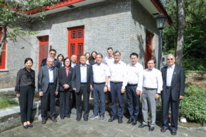 Professor Rocky S. Tuan, Vice-Chancellor and President of CUHK, leads a delegation to visit Peking University, engaging in discussions with Peking University's President Professor Gong Qihuang and his counterparts.