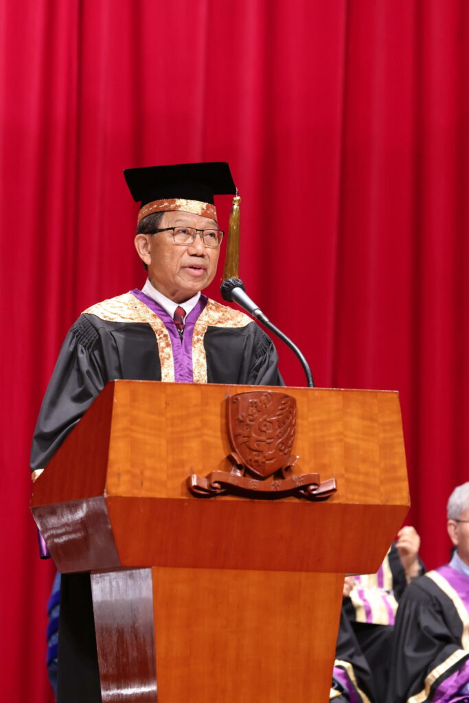 CUHK Vice-Chancellor and President Professor Rocky S. Tuan delivers a speech.