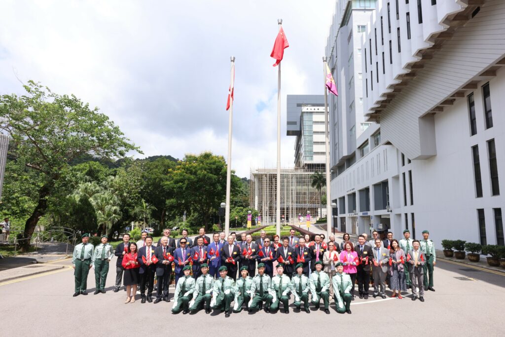 Flag-guard team with the guests.