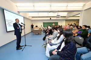 Mr Zhang Wenyou gives a public lecture, “Calligraphy is the Heart’s Expression”.