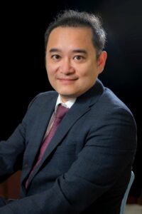 Professor Alex Lee Pui-wai